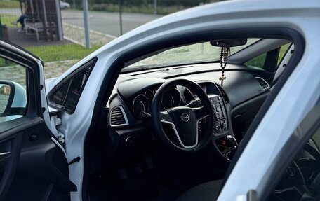 Opel Astra J, 2011 год, 580 000 рублей, 16 фотография