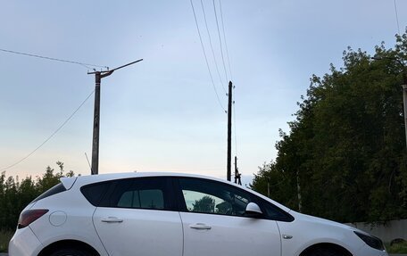 Opel Astra J, 2011 год, 580 000 рублей, 8 фотография