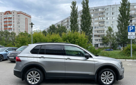 Volkswagen Tiguan II, 2020 год, 2 200 000 рублей, 4 фотография