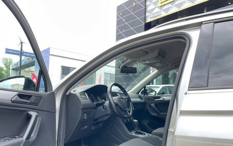 Volkswagen Tiguan II, 2020 год, 2 200 000 рублей, 9 фотография