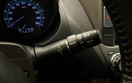 Toyota Land Cruiser Prado 150 рестайлинг 2, 2012 год, 2 995 000 рублей, 22 фотография