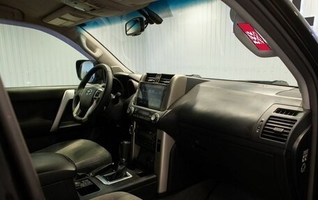 Toyota Land Cruiser Prado 150 рестайлинг 2, 2012 год, 2 995 000 рублей, 17 фотография