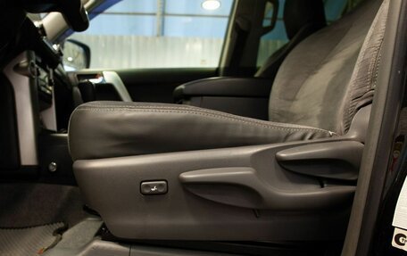 Toyota Land Cruiser Prado 150 рестайлинг 2, 2012 год, 2 995 000 рублей, 31 фотография