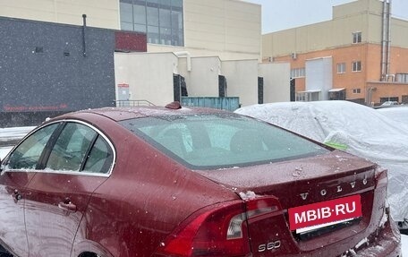 Volvo S60 III, 2010 год, 390 000 рублей, 4 фотография
