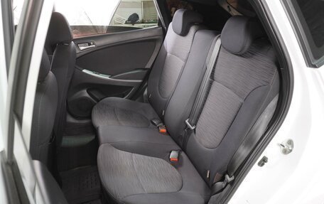 Hyundai Solaris II рестайлинг, 2016 год, 989 000 рублей, 9 фотография