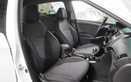 Hyundai Solaris II рестайлинг, 2016 год, 989 000 рублей, 8 фотография