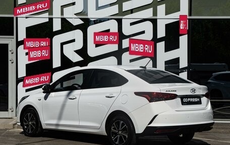 Hyundai Solaris II рестайлинг, 2022 год, 1 729 000 рублей, 2 фотография