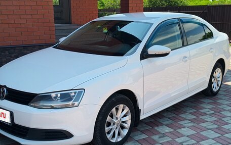 Volkswagen Jetta VI, 2013 год, 960 000 рублей, 10 фотография