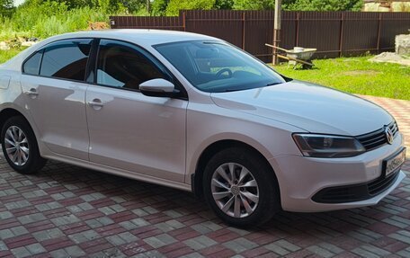 Volkswagen Jetta VI, 2013 год, 960 000 рублей, 5 фотография