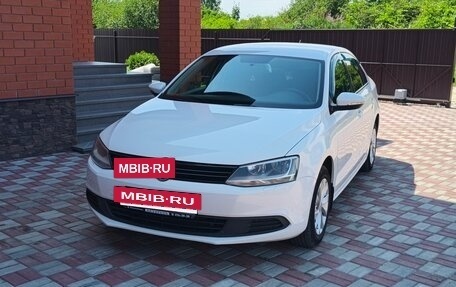 Volkswagen Jetta VI, 2013 год, 960 000 рублей, 6 фотография