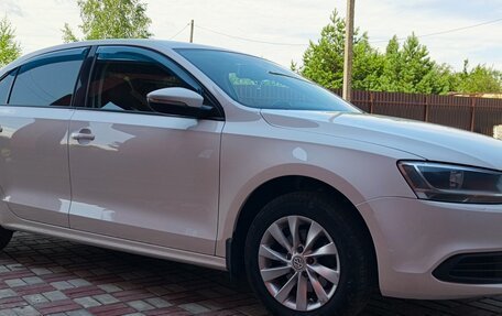 Volkswagen Jetta VI, 2013 год, 960 000 рублей, 14 фотография