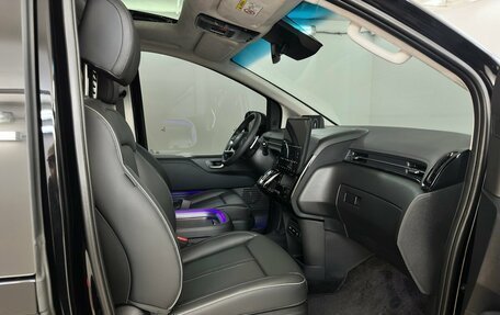 Hyundai Staria, 2025 год, 10 900 000 рублей, 15 фотография