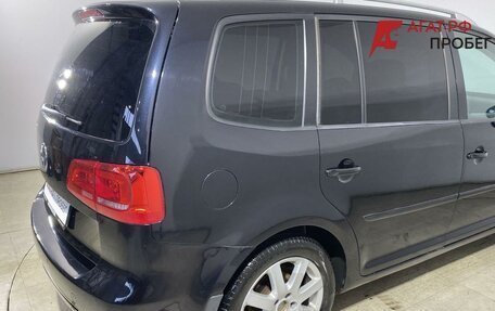 Volkswagen Touran III, 2013 год, 1 100 000 рублей, 3 фотография