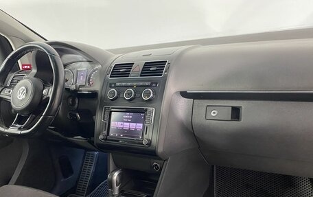 Volkswagen Touran III, 2013 год, 1 100 000 рублей, 22 фотография