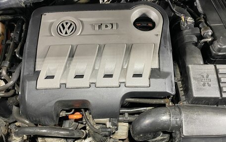 Volkswagen Touran III, 2013 год, 1 100 000 рублей, 28 фотография