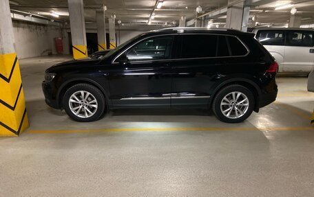 Volkswagen Tiguan II, 2018 год, 3 000 000 рублей, 7 фотография