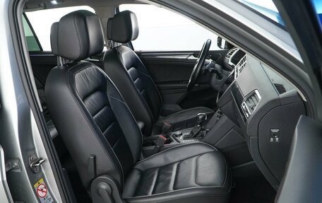 Volkswagen Tiguan II, 2018 год, 3 098 055 рублей, 8 фотография