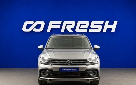 Volkswagen Tiguan II, 2018 год, 3 098 055 рублей, 3 фотография