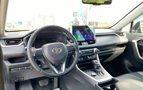 Toyota RAV4, 2020 год, 2 850 000 рублей, 7 фотография