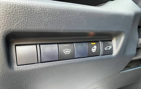 Toyota RAV4, 2020 год, 2 850 000 рублей, 13 фотография