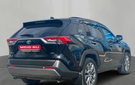 Toyota RAV4, 2020 год, 2 850 000 рублей, 6 фотография