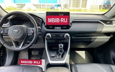 Toyota RAV4, 2020 год, 2 850 000 рублей, 9 фотография