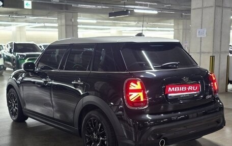 MINI Hatch, 2023 год, 1 857 000 рублей, 5 фотография