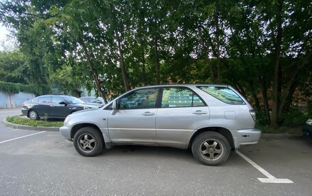 Lexus RX IV рестайлинг, 2000 год, 535 000 рублей, 2 фотография