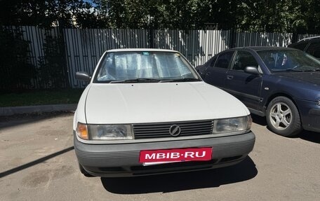 Nissan Sunny, 1990 год, 200 000 рублей, 2 фотография