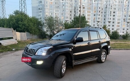 Toyota Land Cruiser Prado 120 рестайлинг, 2005 год, 1 475 000 рублей, 9 фотография
