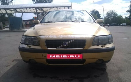 Volvo S60 III, 2002 год, 200 000 рублей, 2 фотография
