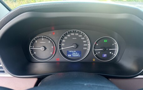 Hyundai Grand Starex Grand Starex I рестайлинг 2, 2020 год, 4 500 000 рублей, 8 фотография
