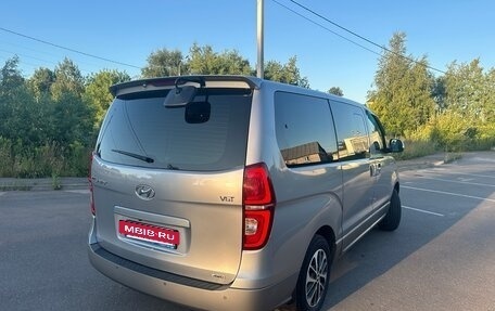 Hyundai Grand Starex Grand Starex I рестайлинг 2, 2020 год, 4 500 000 рублей, 6 фотография