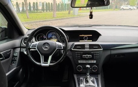 Mercedes-Benz C-Класс, 2012 год, 1 200 000 рублей, 11 фотография