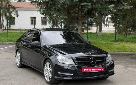 Mercedes-Benz C-Класс, 2012 год, 1 200 000 рублей, 2 фотография
