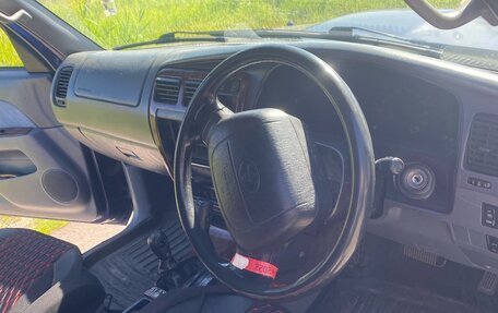 Toyota Hilux Surf III рестайлинг, 1998 год, 1 050 000 рублей, 9 фотография