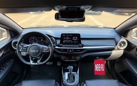 KIA Cerato IV, 2022 год, 2 290 000 рублей, 15 фотография