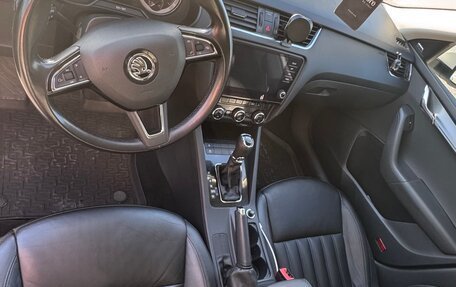 Skoda Octavia, 2018 год, 1 800 000 рублей, 8 фотография