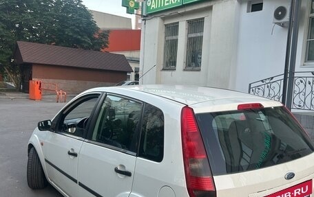 Ford Fiesta, 2004 год, 350 000 рублей, 6 фотография