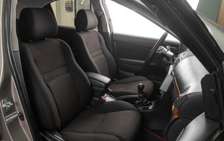 Toyota Avensis III рестайлинг, 2006 год, 859 000 рублей, 9 фотография