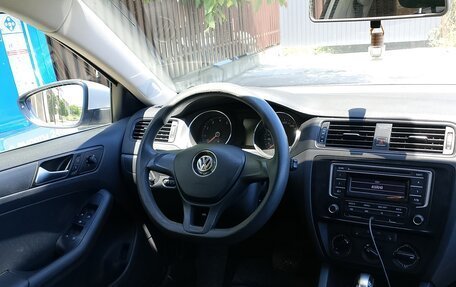 Volkswagen Jetta VI, 2015 год, 800 000 рублей, 5 фотография