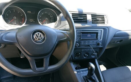 Volkswagen Jetta VI, 2015 год, 800 000 рублей, 3 фотография
