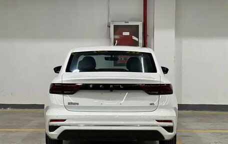 Geely Emgrand, 2022 год, 915 000 рублей, 5 фотография