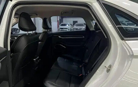Geely Emgrand, 2022 год, 915 000 рублей, 4 фотография