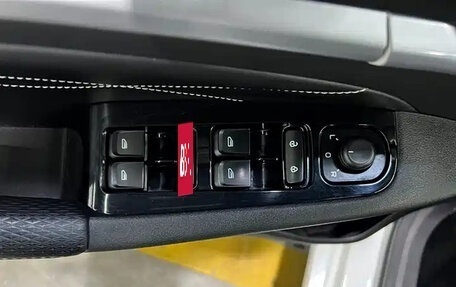 Geely Emgrand, 2022 год, 915 000 рублей, 2 фотография