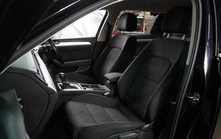 Volkswagen Passat B8 рестайлинг, 2015 год, 1 489 000 рублей, 8 фотография