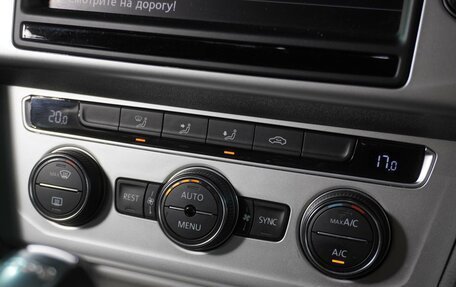 Volkswagen Passat B8 рестайлинг, 2015 год, 1 489 000 рублей, 19 фотография