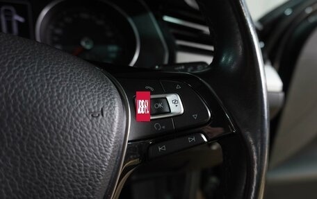 Volkswagen Passat B8 рестайлинг, 2015 год, 1 489 000 рублей, 25 фотография