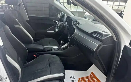 Audi Q3, 2022 год, 1 655 000 рублей, 7 фотография