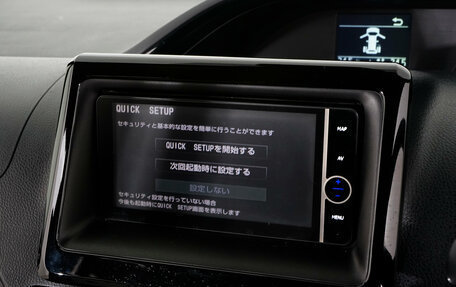 Toyota Noah III, 2016 год, 1 800 000 рублей, 21 фотография